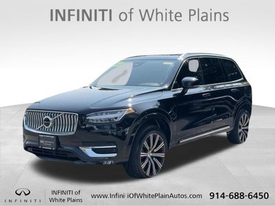 2023 Volvo XC90 B6 Plus 7-Seater w/Heated Leather, Navi, Moonroof, AWD,