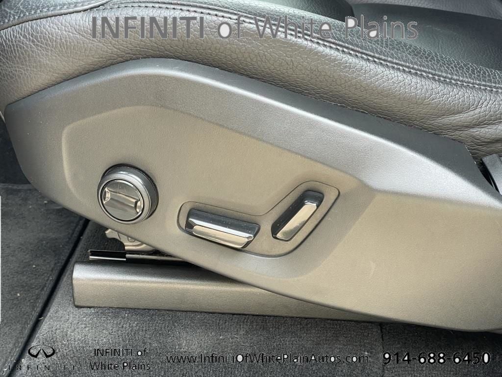 2023 Volvo XC90 B6 Plus 7-Seater w/Heated Leather, Navi, Moonroof, AWD,