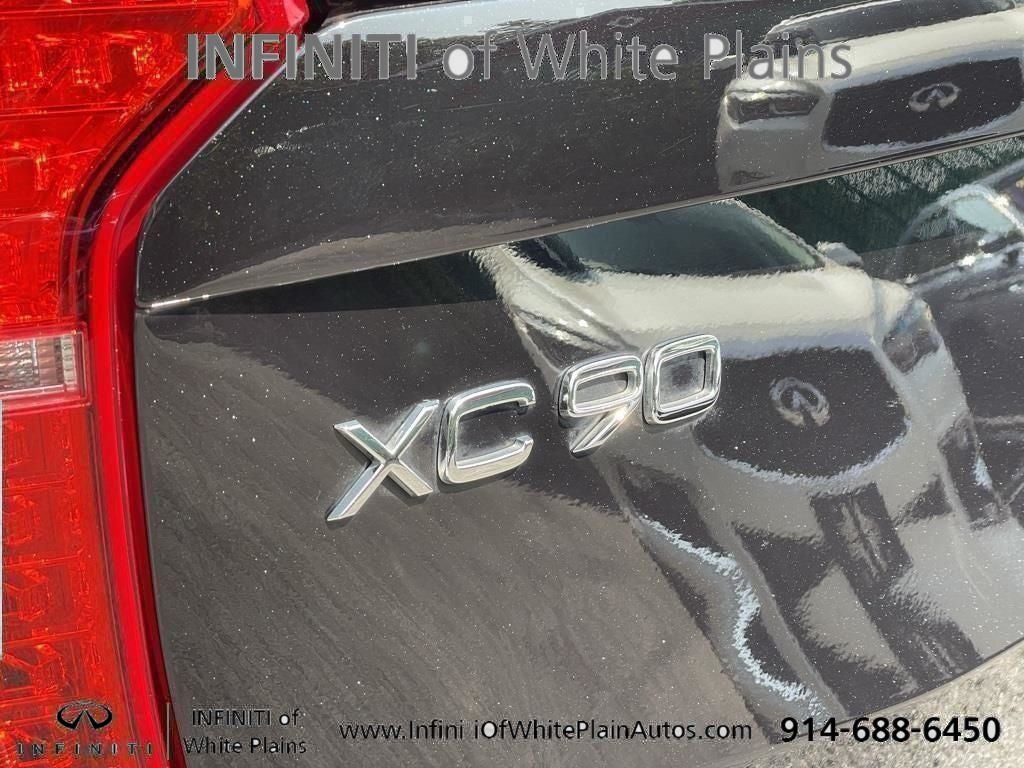 2023 Volvo XC90 B6 Plus 7-Seater w/Heated Leather, Navi, Moonroof, AWD,