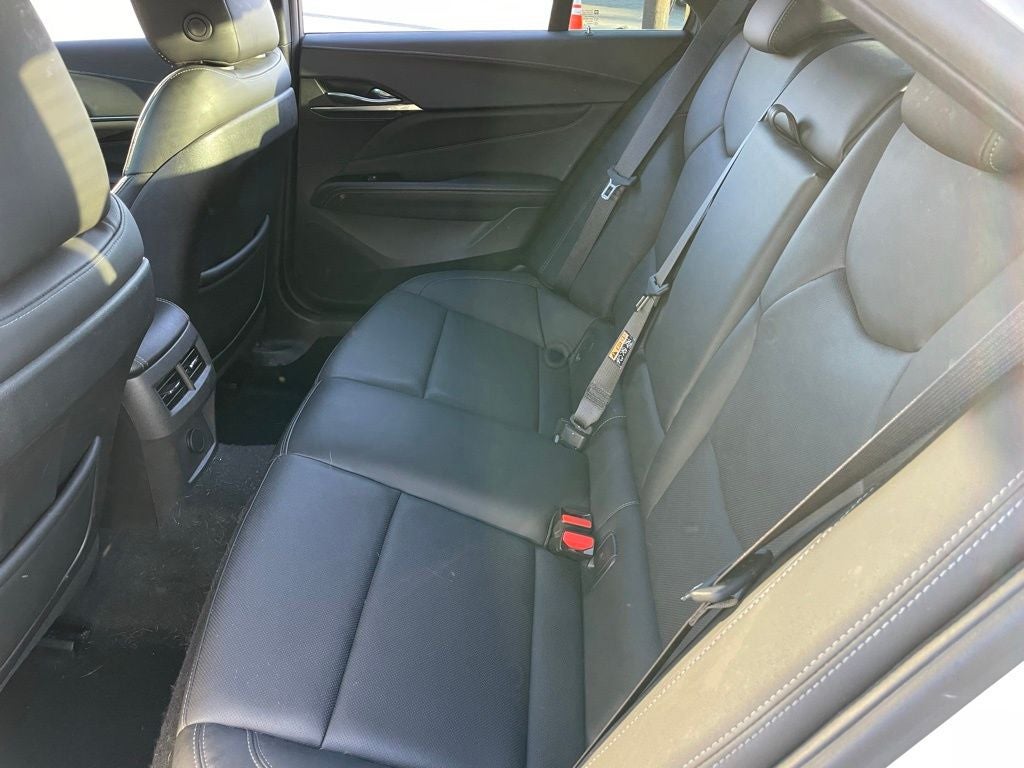 2022 Cadillac CT4 Premium Luxury