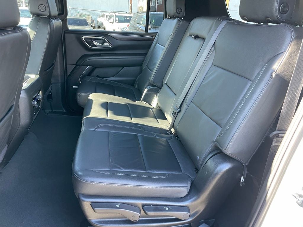 2024 Chevrolet Suburban LT