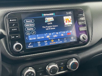 2023 Nissan Kicks SV