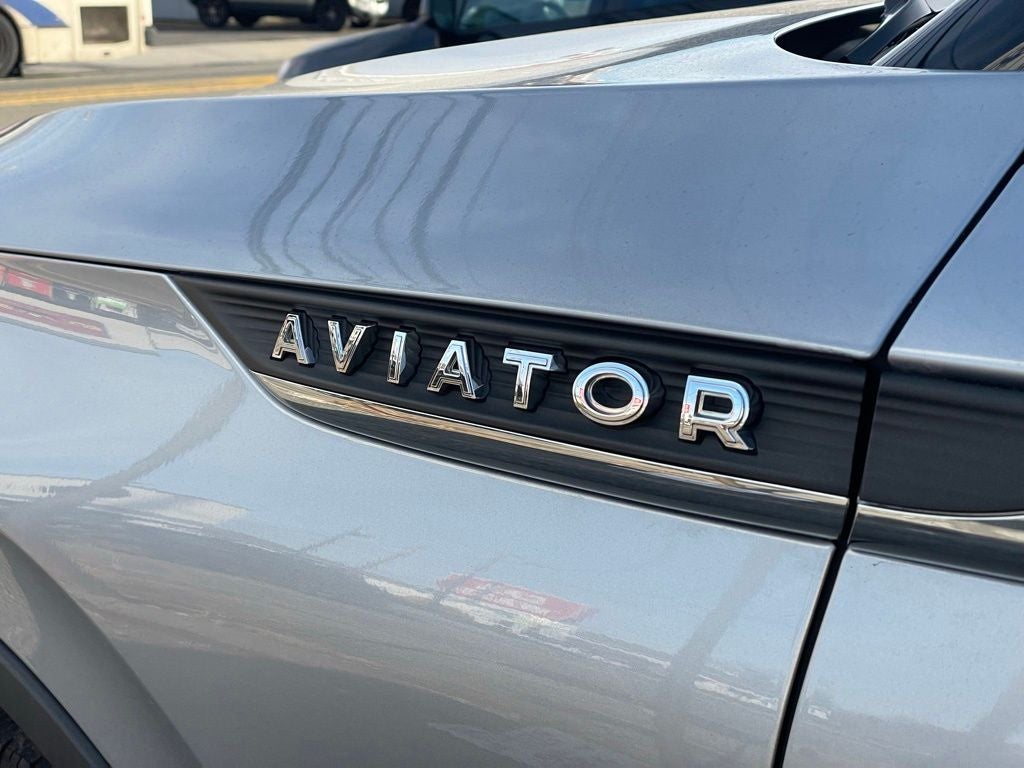 2023 Lincoln Aviator Standard