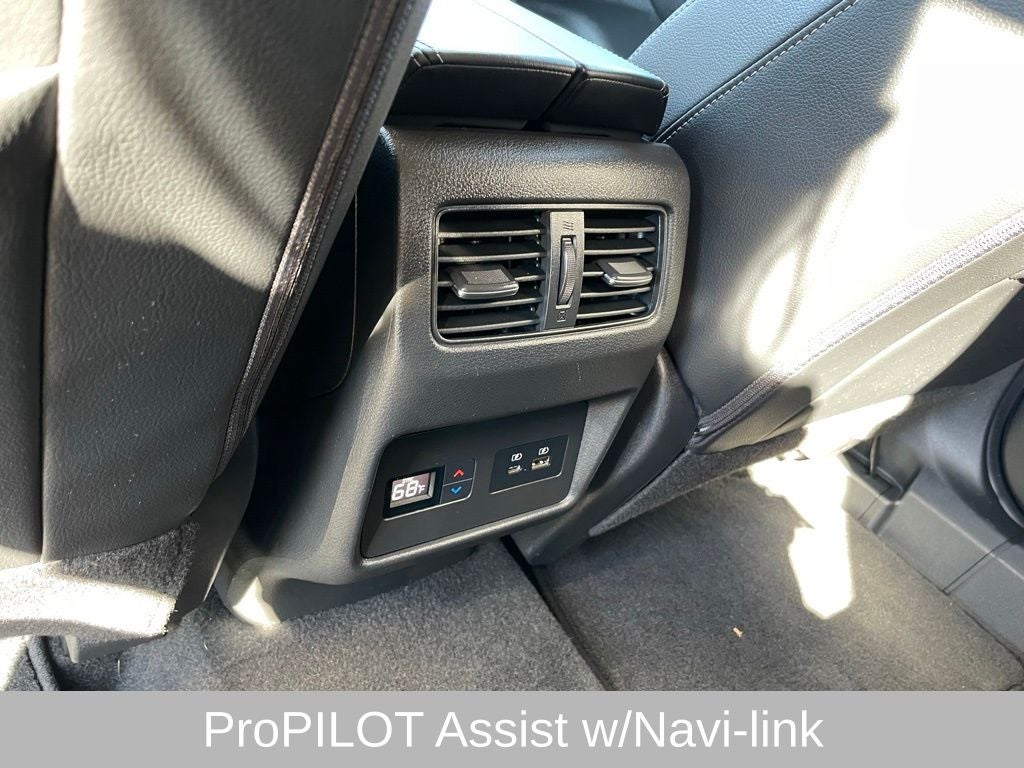 2022 Nissan Rogue SL AWD w/Navi, Bose, Panoroof, CarPlay, Leather