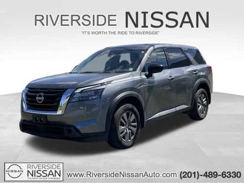 2023 Nissan Pathfinder S