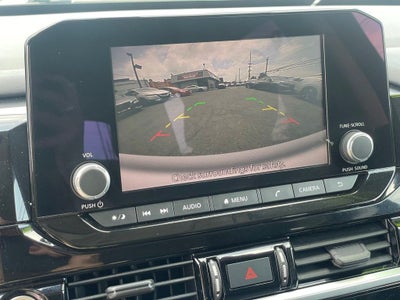 2023 Nissan Pathfinder S