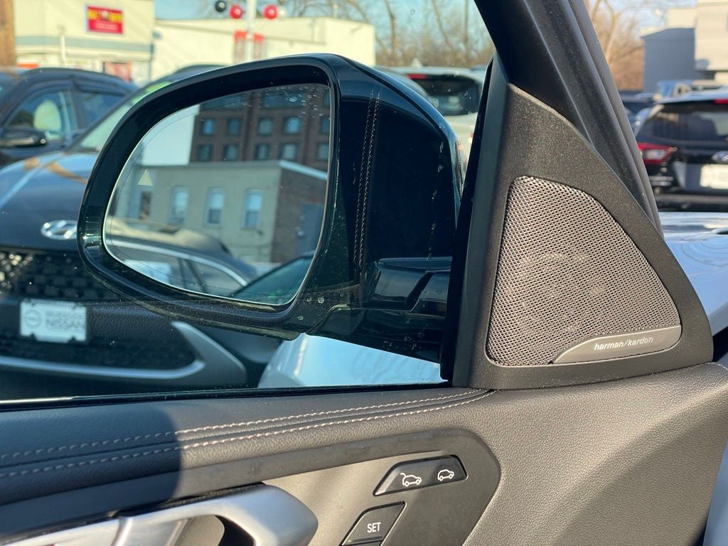 2023 BMW X6 xDrive40i