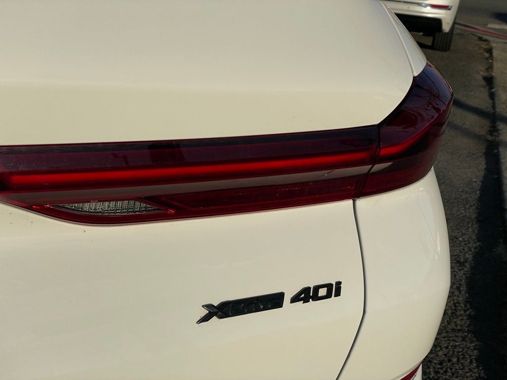 2023 BMW X6 xDrive40i