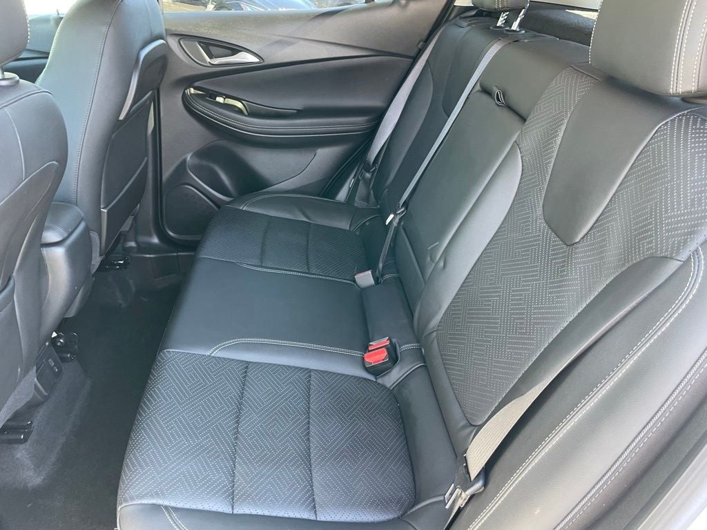 2022 Buick Encore GX Essence FWD