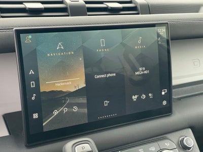 2025 Land Rover Defender 110 S