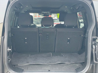 2025 Land Rover Defender 110 S