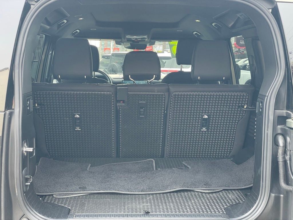 2025 Land Rover Defender 110 S