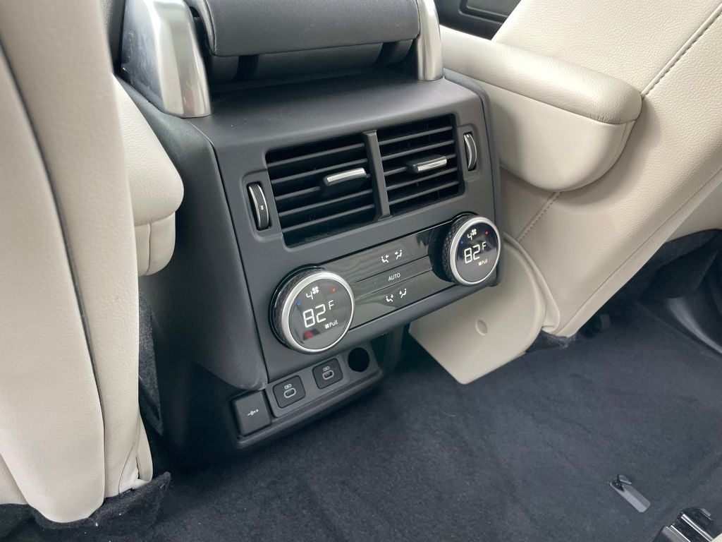 2025 Land Rover Discovery S