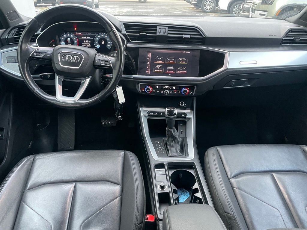 2021 Audi Q3 Premium quattro