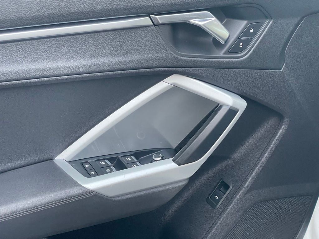 2021 Audi Q3 Premium quattro