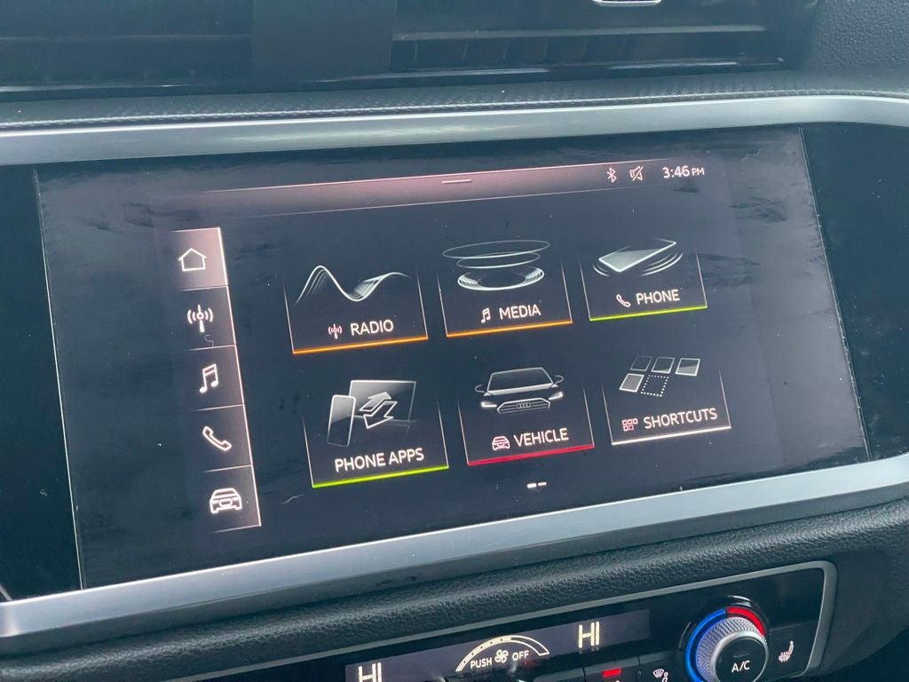 2021 Audi Q3 Premium quattro