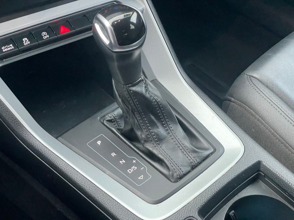 2021 Audi Q3 Premium quattro