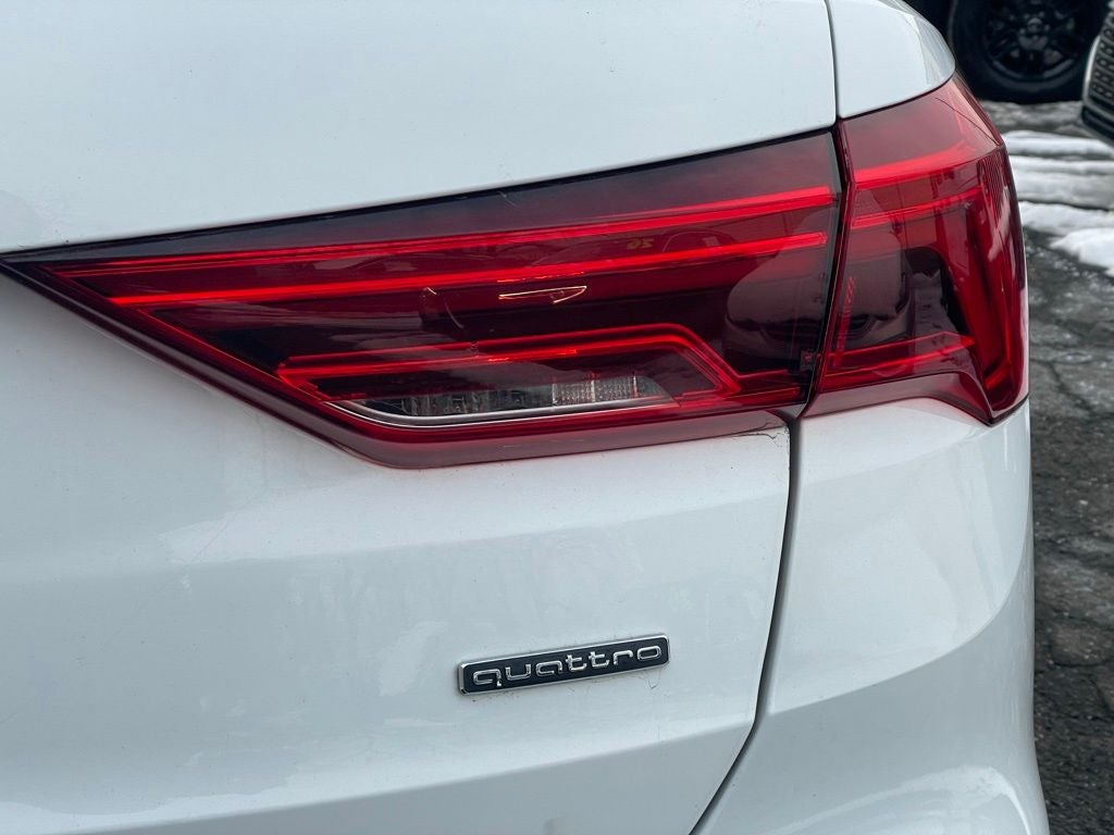 2021 Audi Q3 Premium quattro
