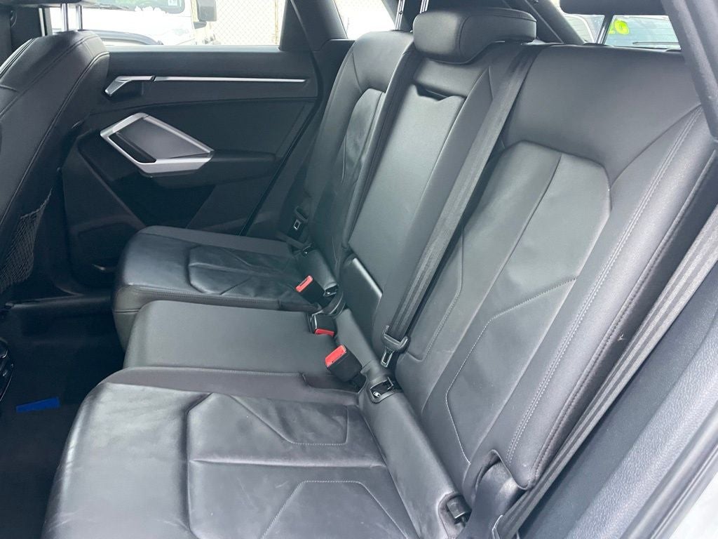 2021 Audi Q3 Premium quattro