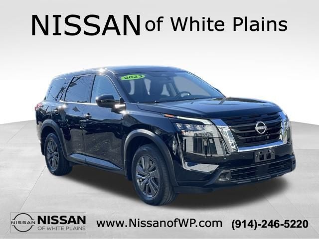 2023 Nissan Pathfinder S