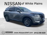 2023 Nissan Pathfinder SV