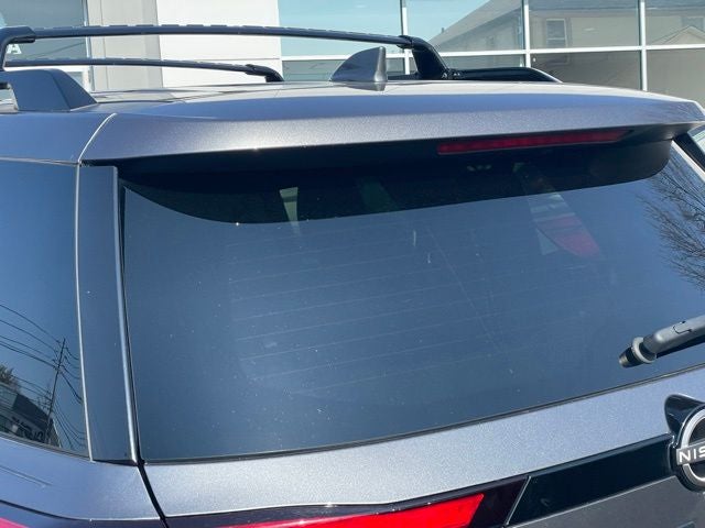 2023 Nissan Pathfinder SV