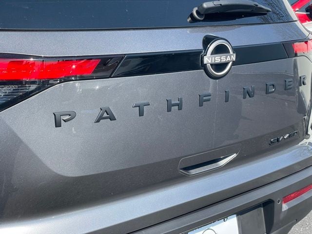 2023 Nissan Pathfinder SV