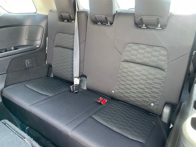 2023 Nissan Pathfinder SV