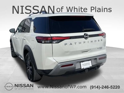 2023 Nissan Pathfinder Platinum