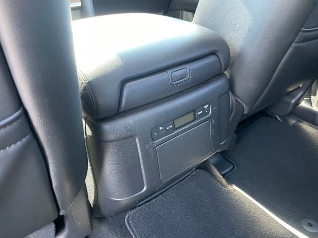 2022 Nissan Armada SL