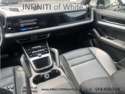 2024 Porsche Cayenne Base