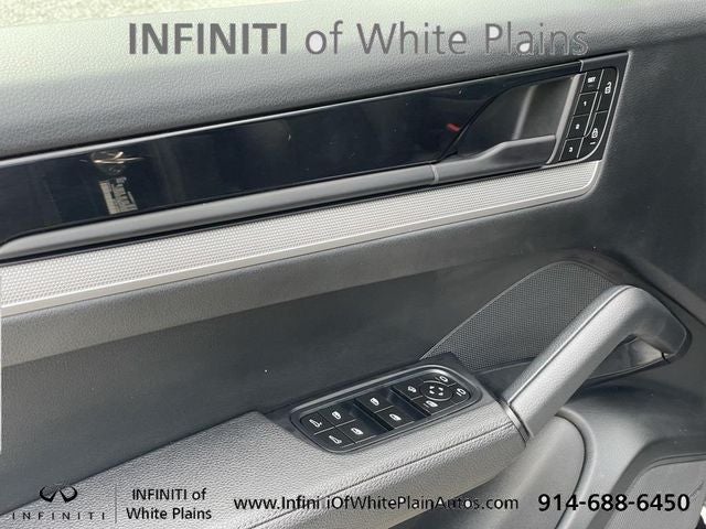 2024 Porsche Cayenne Base