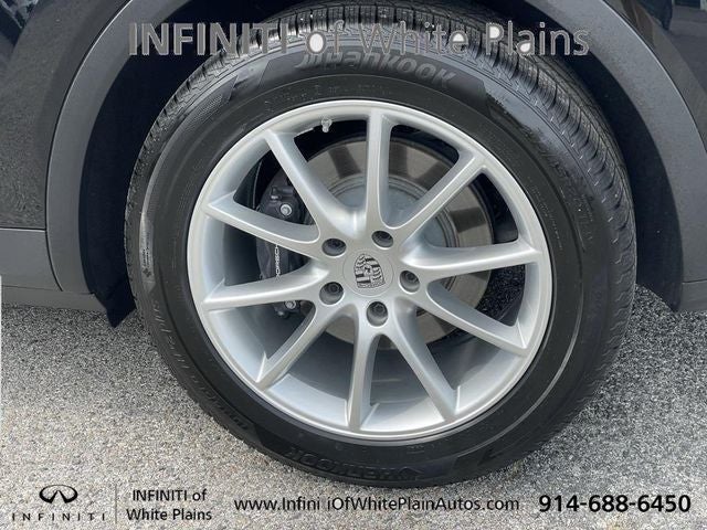 2024 Porsche Cayenne Base