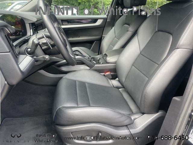 2024 Porsche Cayenne Base