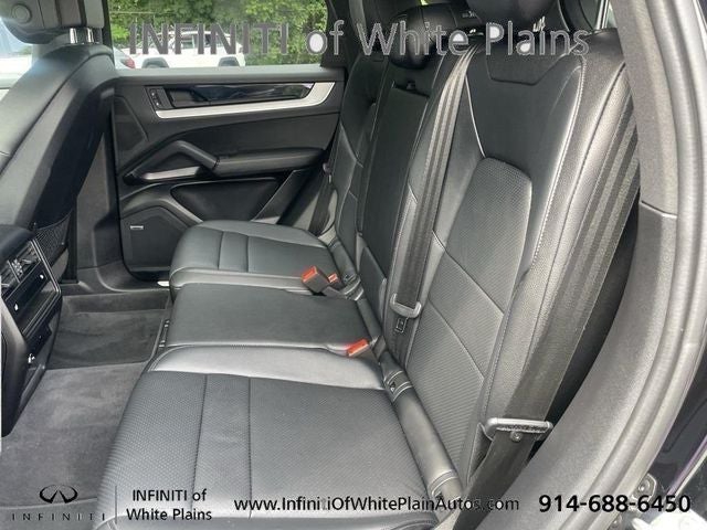 2024 Porsche Cayenne Base