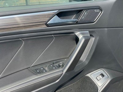 2023 Volkswagen Tiguan 2.0T SEL R-Line