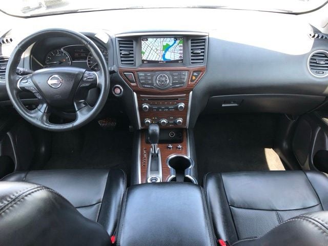 2020 Nissan Pathfinder Platinum