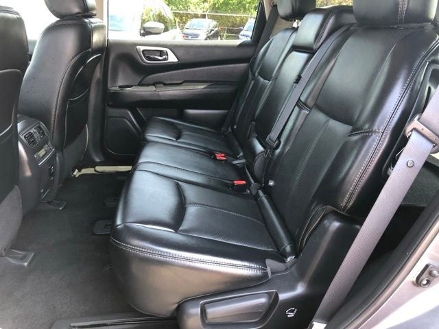2020 Nissan Pathfinder Platinum