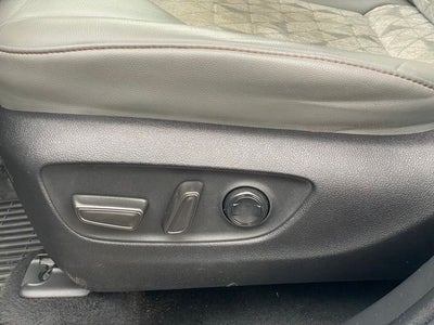 2022 Toyota Highlander Hybrid Bronze Edition