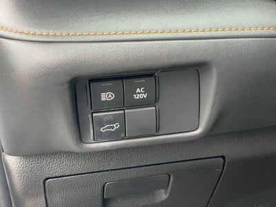 2022 Toyota Highlander Hybrid Bronze Edition