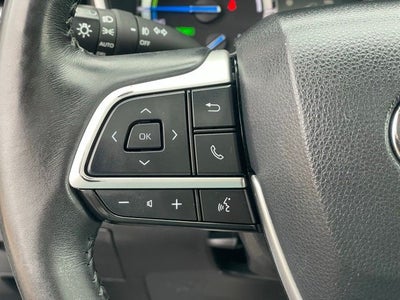 2022 Toyota Highlander Hybrid Bronze Edition