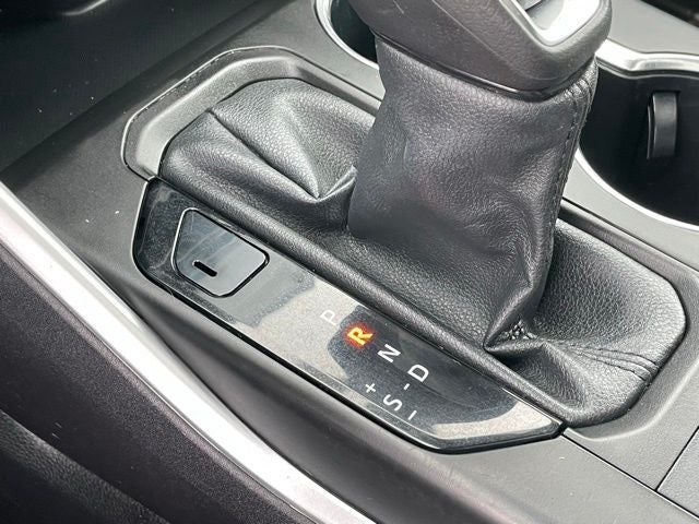 2022 Toyota Highlander Hybrid Bronze Edition