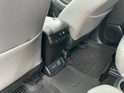 2022 Toyota Highlander Hybrid Bronze Edition