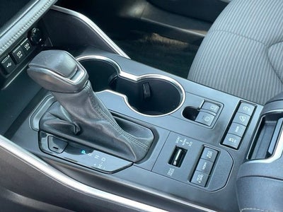 2021 Toyota Highlander LE