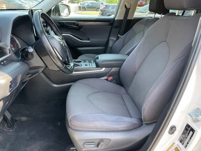 2021 Toyota Highlander LE