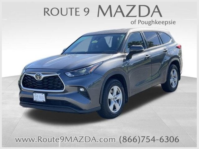 2022 Toyota Highlander LE