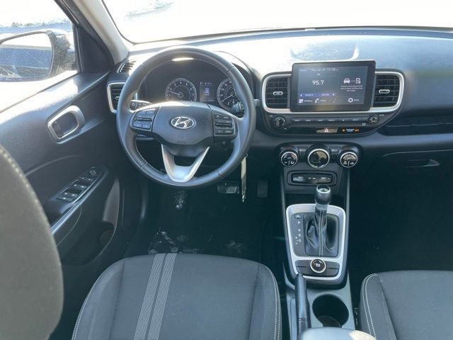 2022 Hyundai Venue SEL